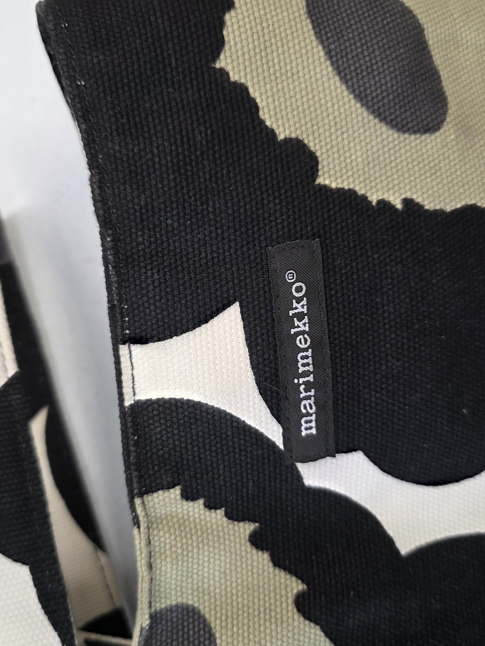 Marimekko Black, Cream & Olive Floral cotton  Cloth Crossbody Bag - Picture 3 of 7